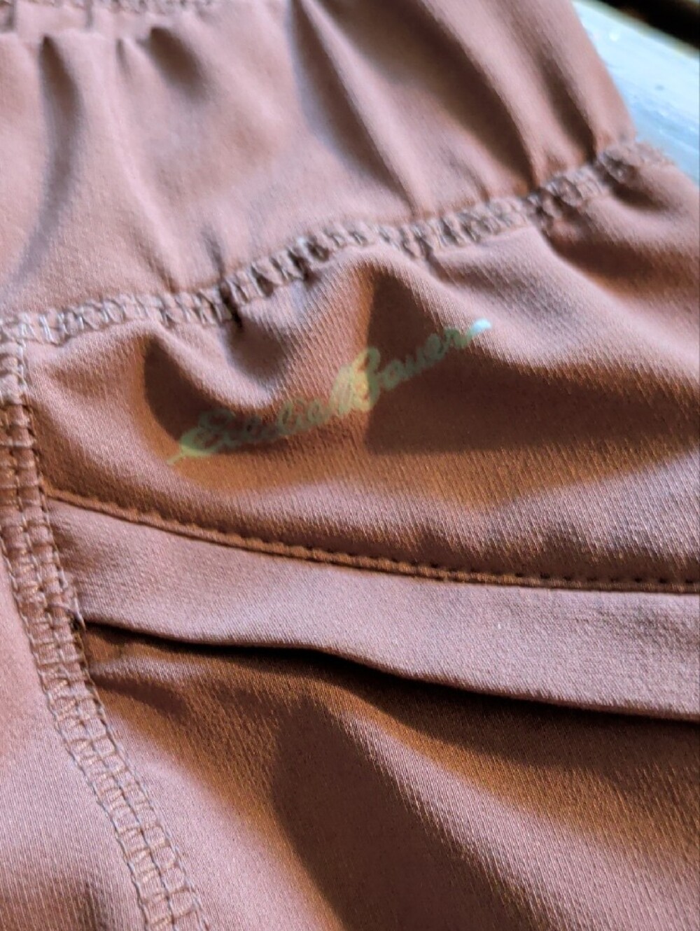 Eddie Bauer Mauve Active Cargo Leggings - Picture 5 of 8